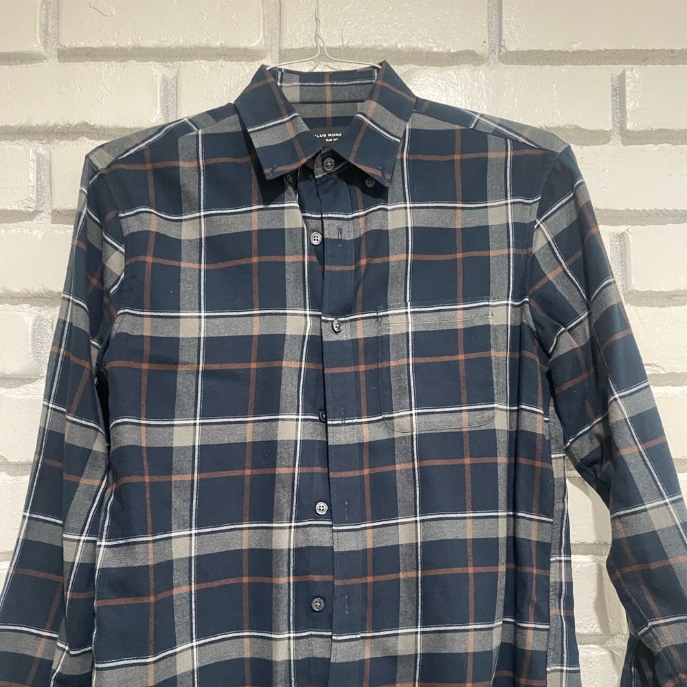 XS slim fit plaid Club Monaco button down
